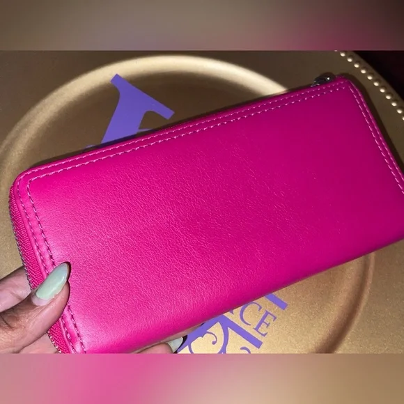 Coach Legacy Fuchsia Pink Leather Slim Zip-Around Wallet NWOT with dust bag Rare - Picture 13 of 15